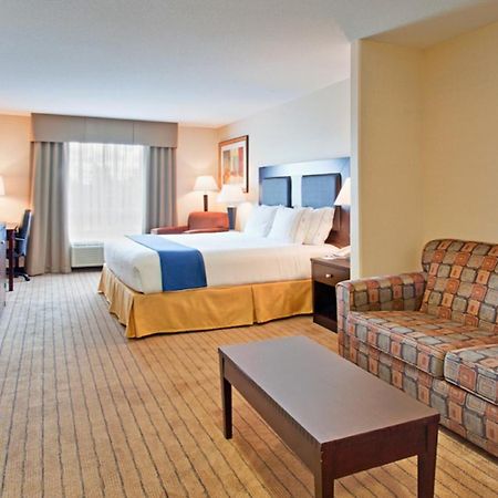 Holiday Inn Express Hotel & Suites Swift Current By Ihg Экстерьер фото